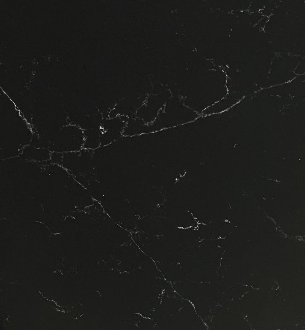 Alabaster Noir Close up